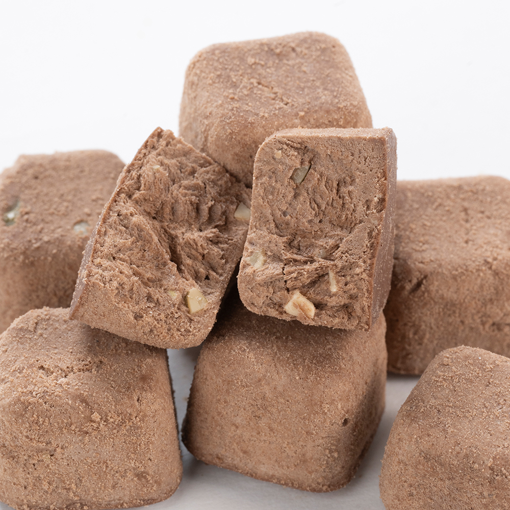 Freeze-Dried Chocolate Cashew Flavor Cube | 1kg Bulk Pack