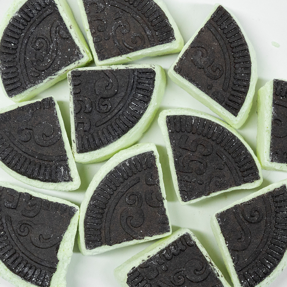Freeze-Dried Cookie Sandwich - Pistachio Ice Cream | 1kg Bulk Pack